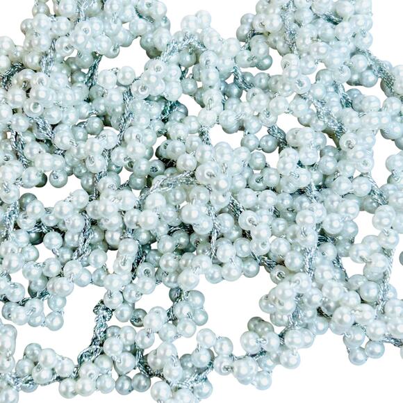 Mini Faux Pearls Cluters Shiny Silver Threaded Necklace - Picture 3 of 3